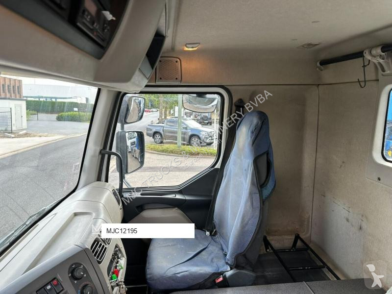 Camion Renault EN 180 T¨P - 18m