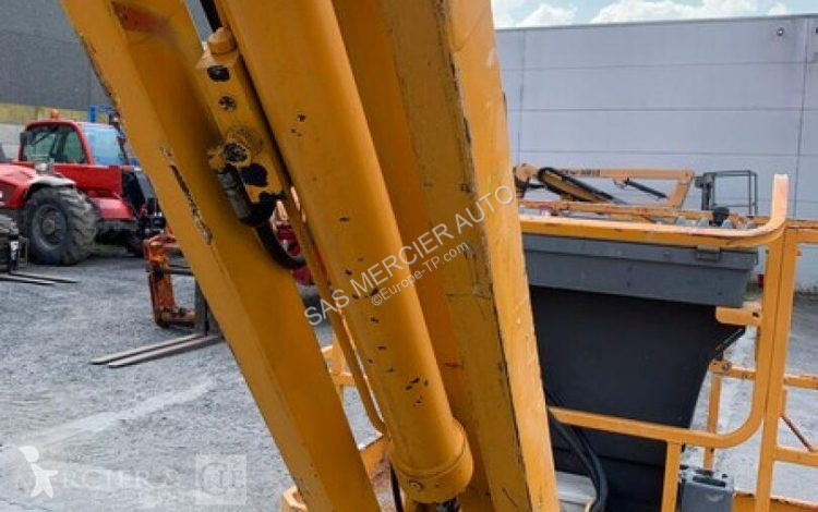 Hoogwerker JLG nacelle articulee automotrice...