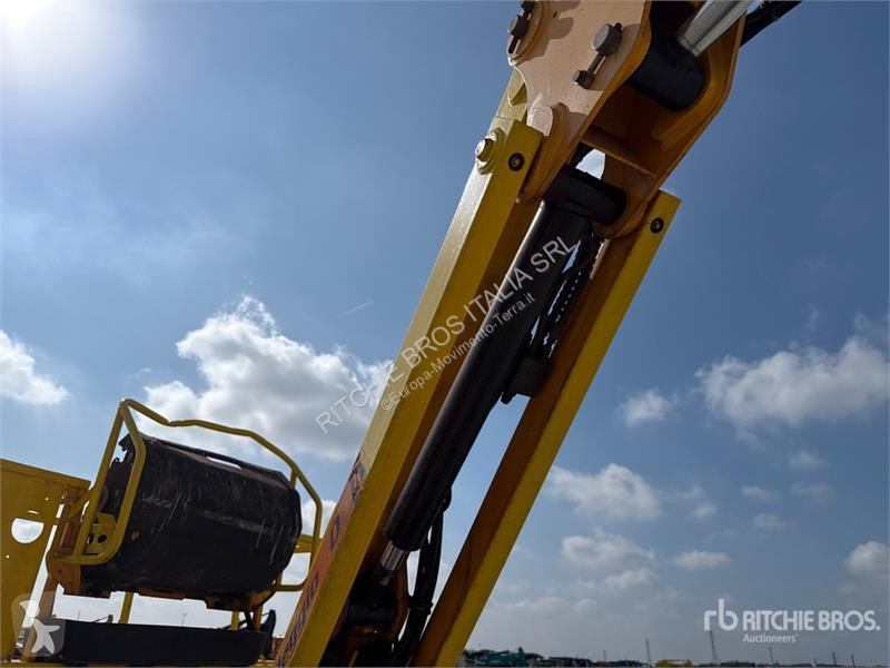 Lift Haulotte HA20RTJ Articulating Boom Lift