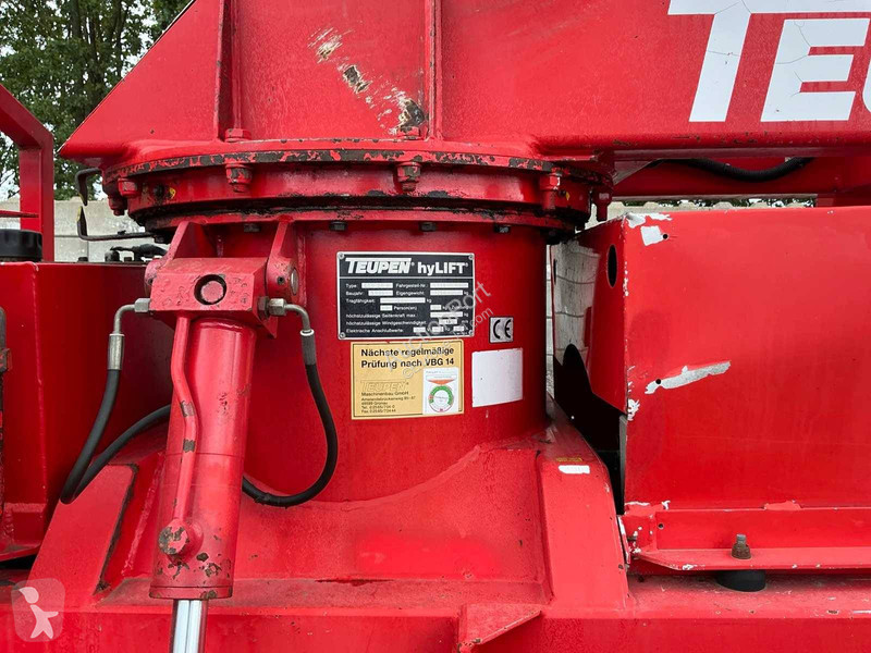 Plataforma elevadora Teupen LEO 26 H