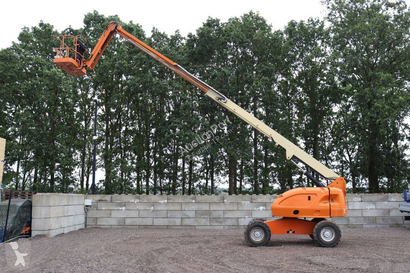 Plataforma elevadora JLG