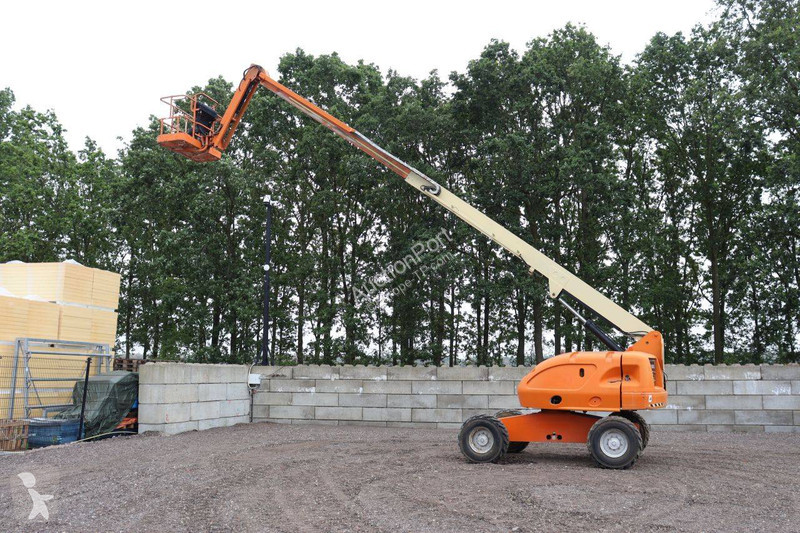 Plataforma elevadora JLG