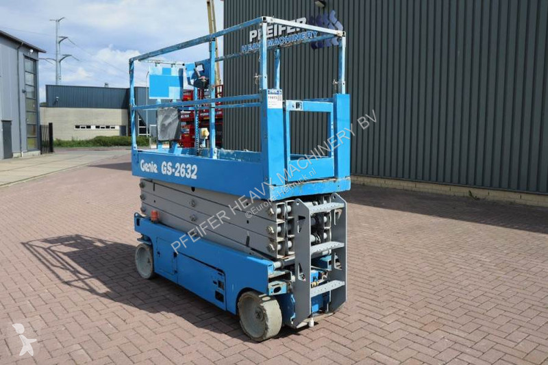 منصة تلسكوبية Genie Electric, 10m Working...