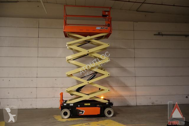 Piattaforma aerea JLG