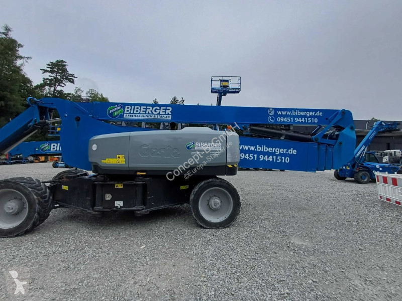 Nacelle Genie ZX 135