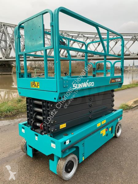 Piattaforma aerea Sunward  SWSL1212DC