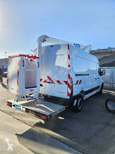 Nacelle CTE VAN FT 121