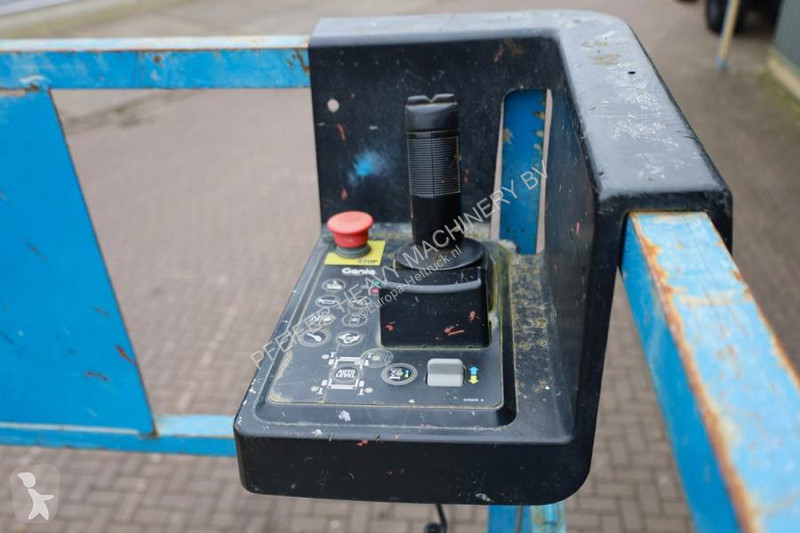 Hoogwerker Genie GS4390 Diesel, 4x4 Drive, 15m...