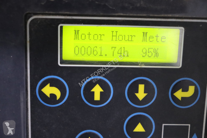 منصة تلسكوبية XCMG XG0807AC