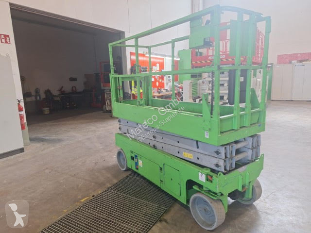 منصة تلسكوبية Genie GS-2032