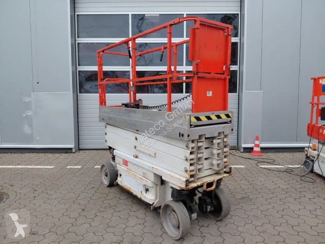 Piattaforma aerea JLG