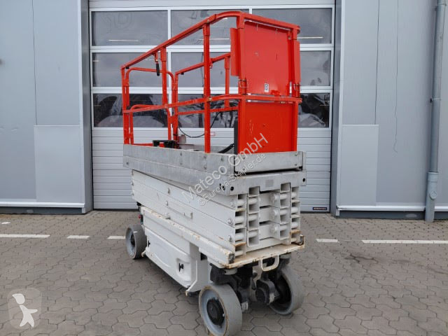 Piattaforma aerea JLG