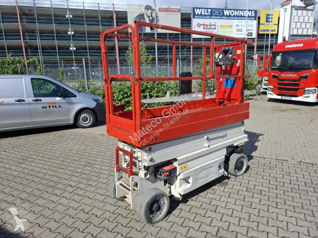 Piattaforma aerea JLG 2032ES