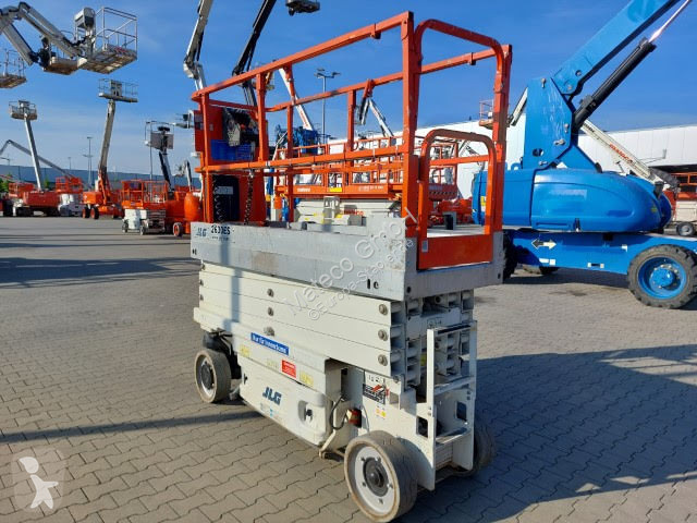 Piattaforma aerea JLG
