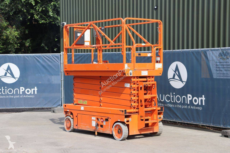 Piattaforma aerea PB PB S140-12EC