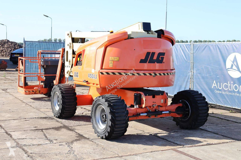 Nacela JLG 450AJ