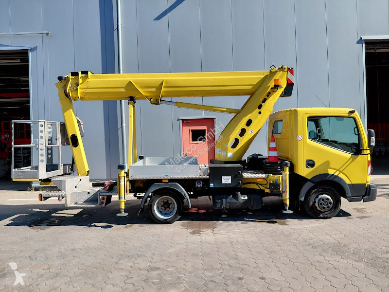 Nacelle Ruthmann TBR 220 / NISSAN CABSTAR