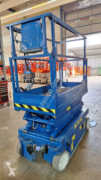 منصة تلسكوبية Skyjack SJIII 3219