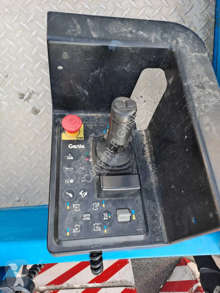 Vysokozdvižná plošina Genie GS 3384 RT