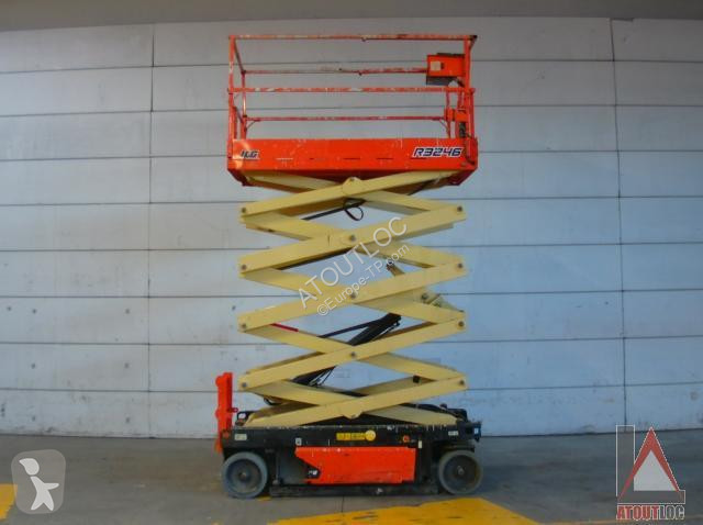 منصة تلسكوبية JLG  3246R