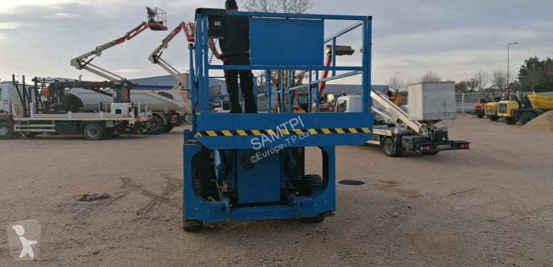 منصة تلسكوبية Genie GS-3384-RT