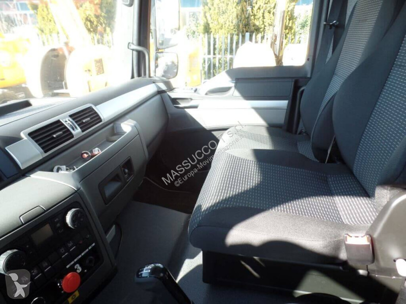 منصة تلسكوبية MAN PIATTAFORMA AUTOCARRATA BARIN...