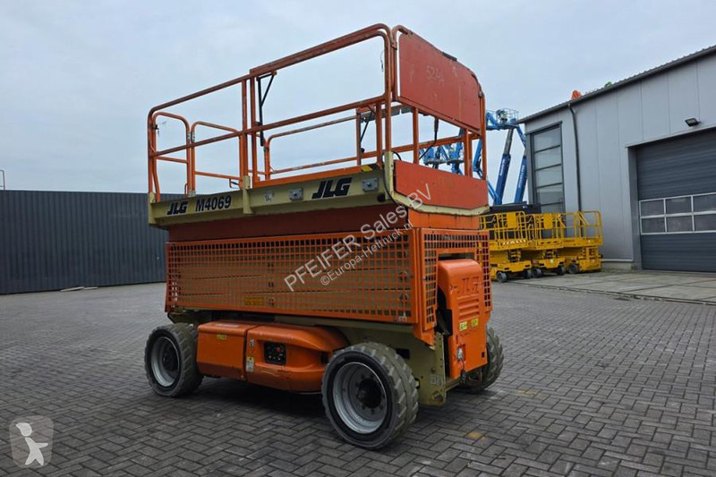 Plataforma elevadora JLG M4069 Hybrid, 14.2m...