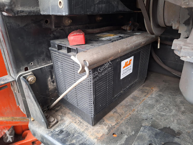 Plataforma elevadora JLG