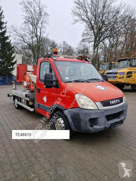 منصة تلسكوبية Iveco MX200