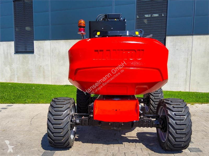 Автовышка Manitou