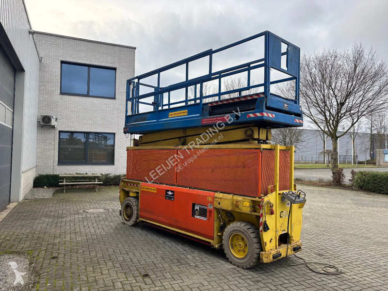 منصة تلسكوبية German Standard Lift S205...