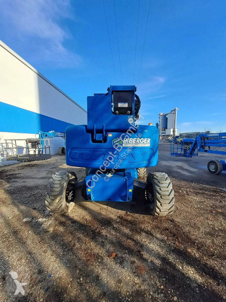 منصة تلسكوبية Niftylift HR 28 Hybrid 4x4