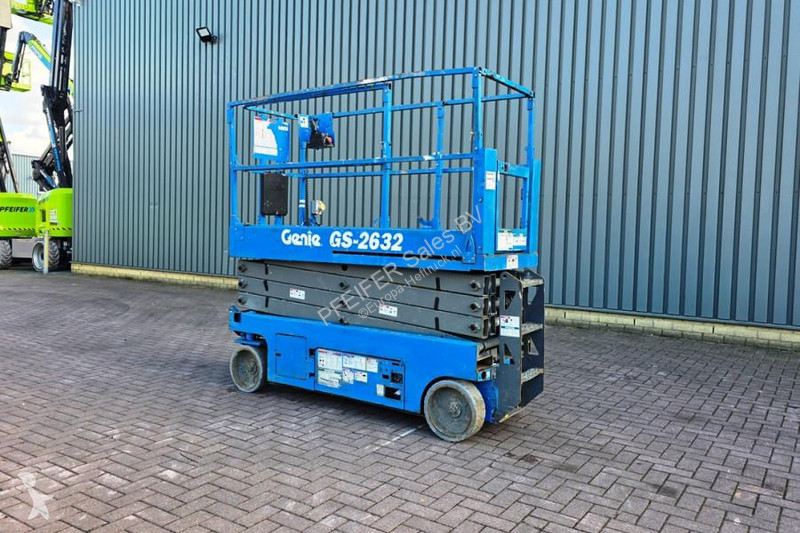 منصة تلسكوبية Genie Electric, 10m Working...