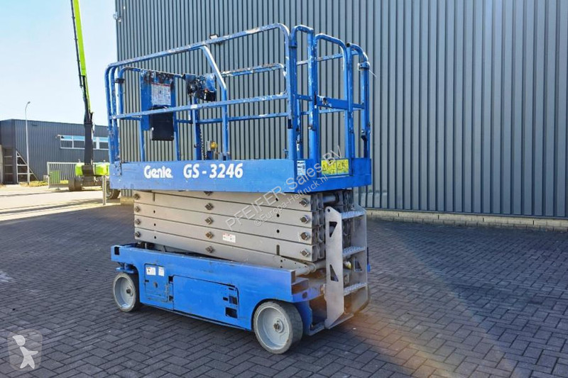 منصة تلسكوبية Genie Electric, Working Height...