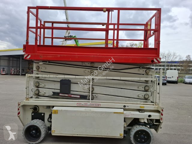 منصة تلسكوبية Hollandlift HL-190 E12