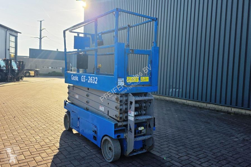 منصة تلسكوبية Genie GS2632 Electric, 10m...