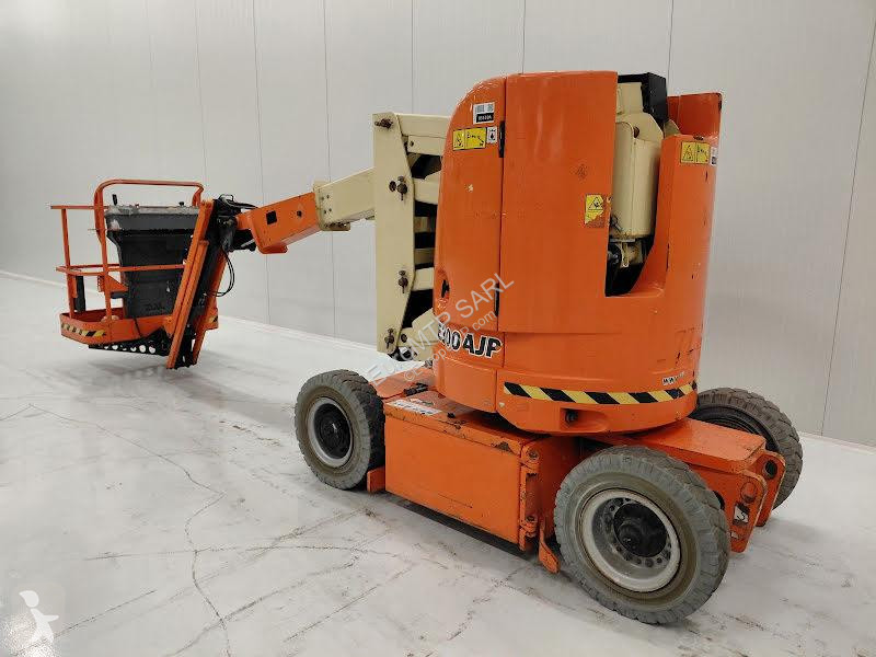 Вишка JLG