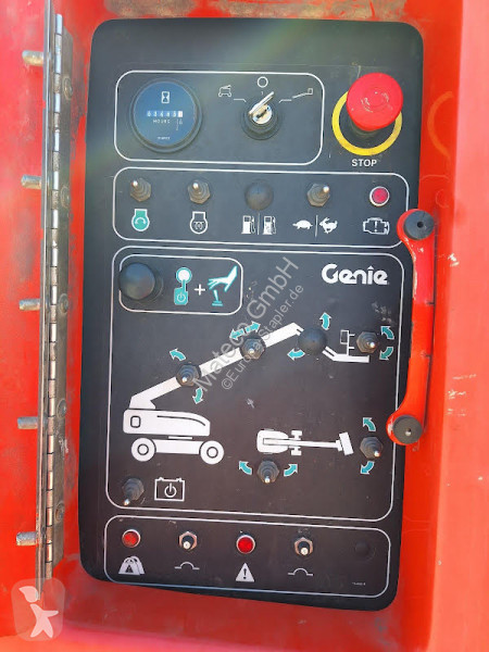 منصة تلسكوبية Genie S60