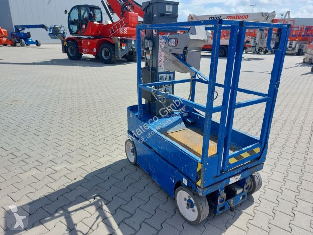 منصة تلسكوبية Skyjack SJ12