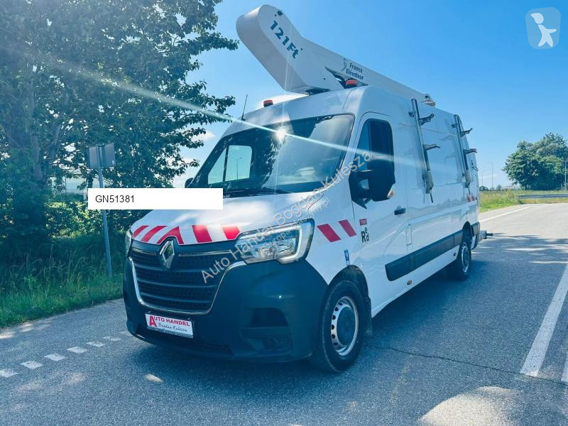 Lift Renault 121ft