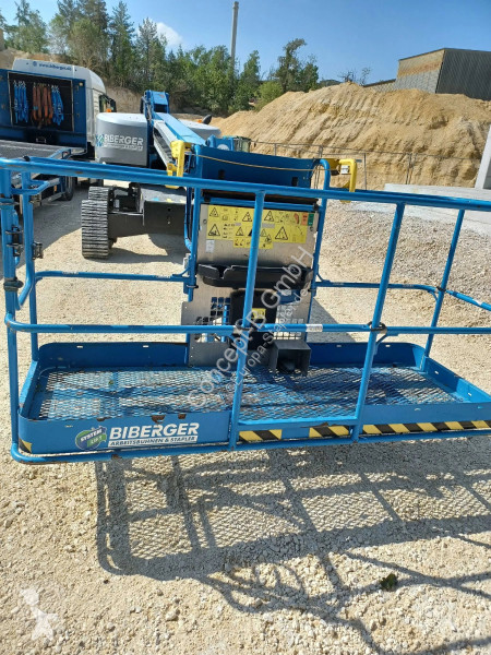 Vysokozdvižná plošina Genie S45 XC Trax