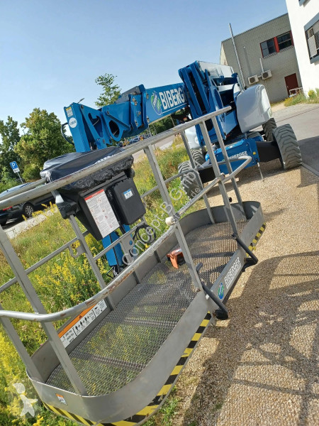 منصة تلسكوبية Niftylift HR 28 Hybrid
