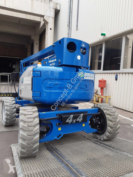 منصة تلسكوبية Niftylift HR17NE