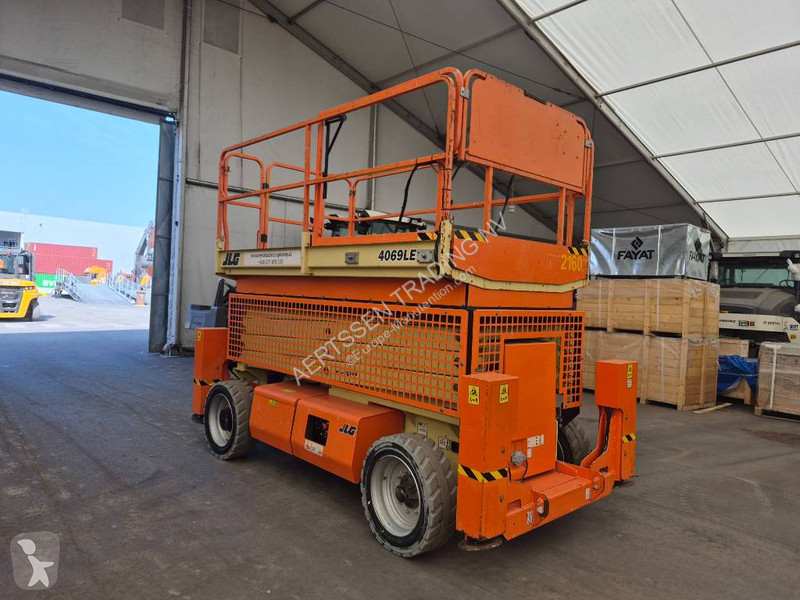 Hoogwerker JLG 4096 LE + outriggers (Multiple...