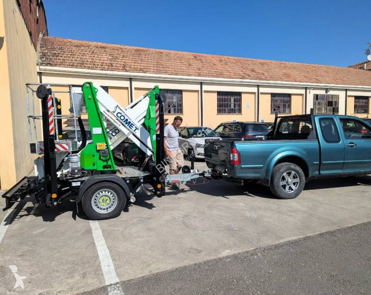 منصة تلسكوبية Comet Xtrailer 14