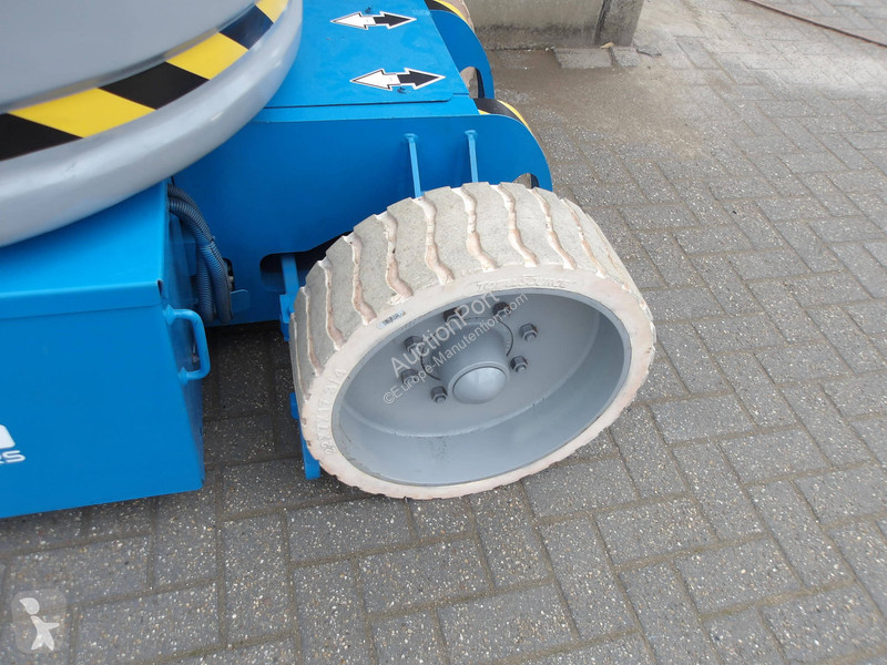 منصة تلسكوبية Genie Z30/20N