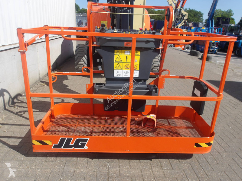 Вишка JLG