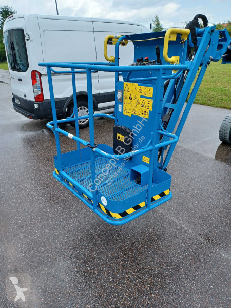 منصة تلسكوبية Genie Z30/20N RJ