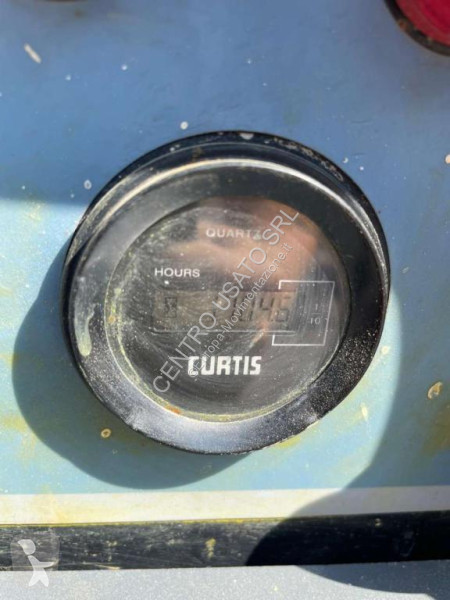 منصة تلسكوبية Haulotte 12DX
