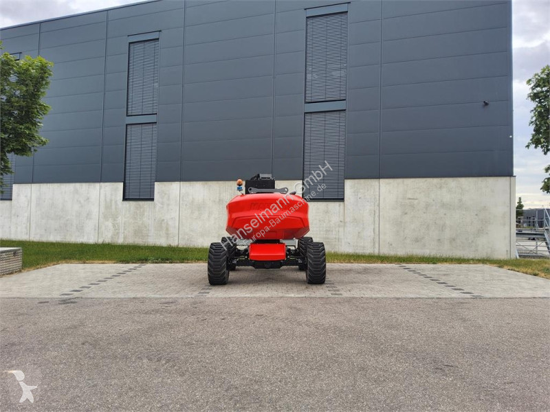 منصة تلسكوبية Manitou Plus